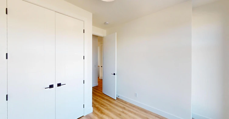 3555 21 Avenue Southwest, Calgary, AB, T3E 2X8 - 14