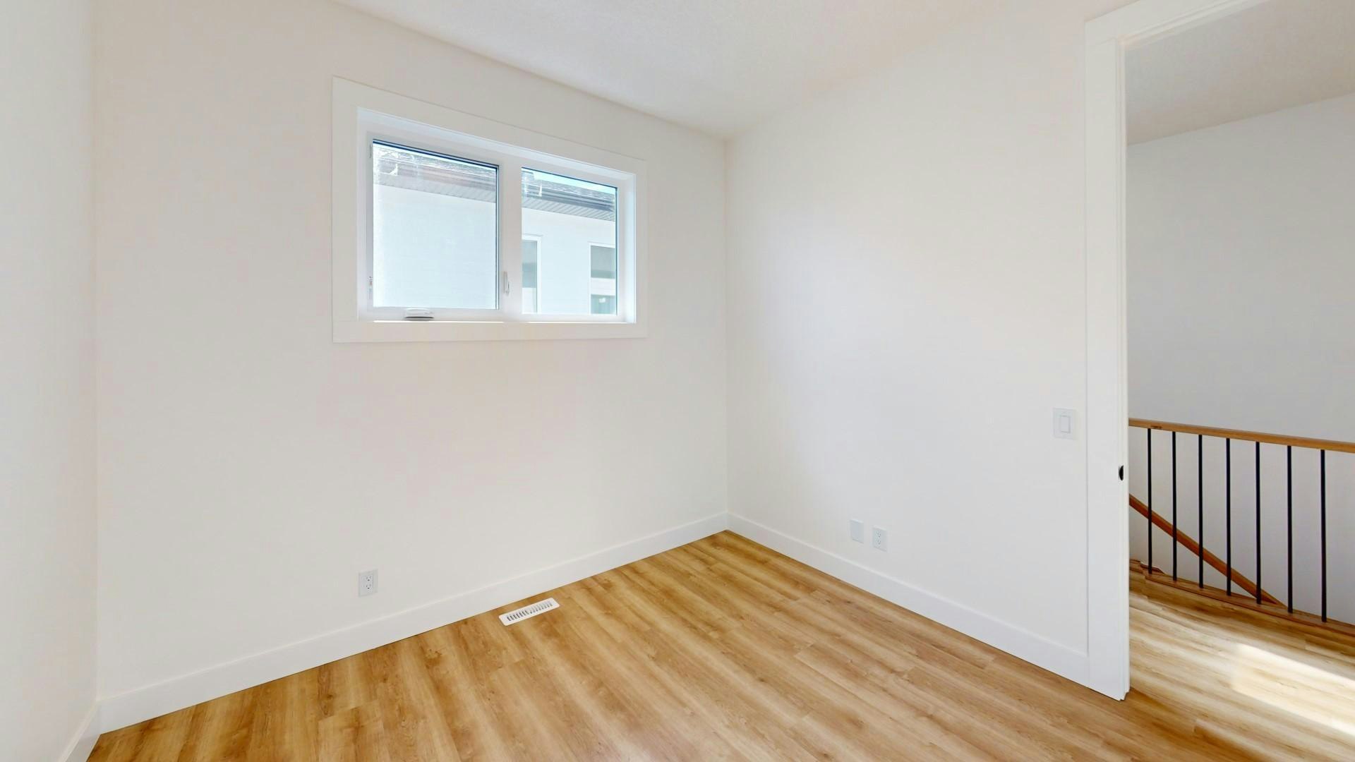 3555 21 Avenue Southwest, Calgary, AB, T3E 2X8 - 11