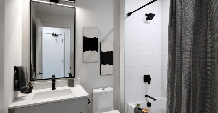 331 Cooper Street, Ottawa, ON, K2P 0G5 - 2