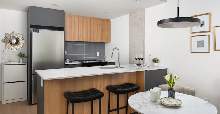 1957 Hunter Rue, Montréal, QC, H3J 2N9 - 3