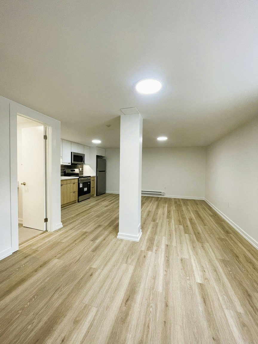 10 Hill Heights Road, Toronto, ON, M8Y 1Z1 - 12