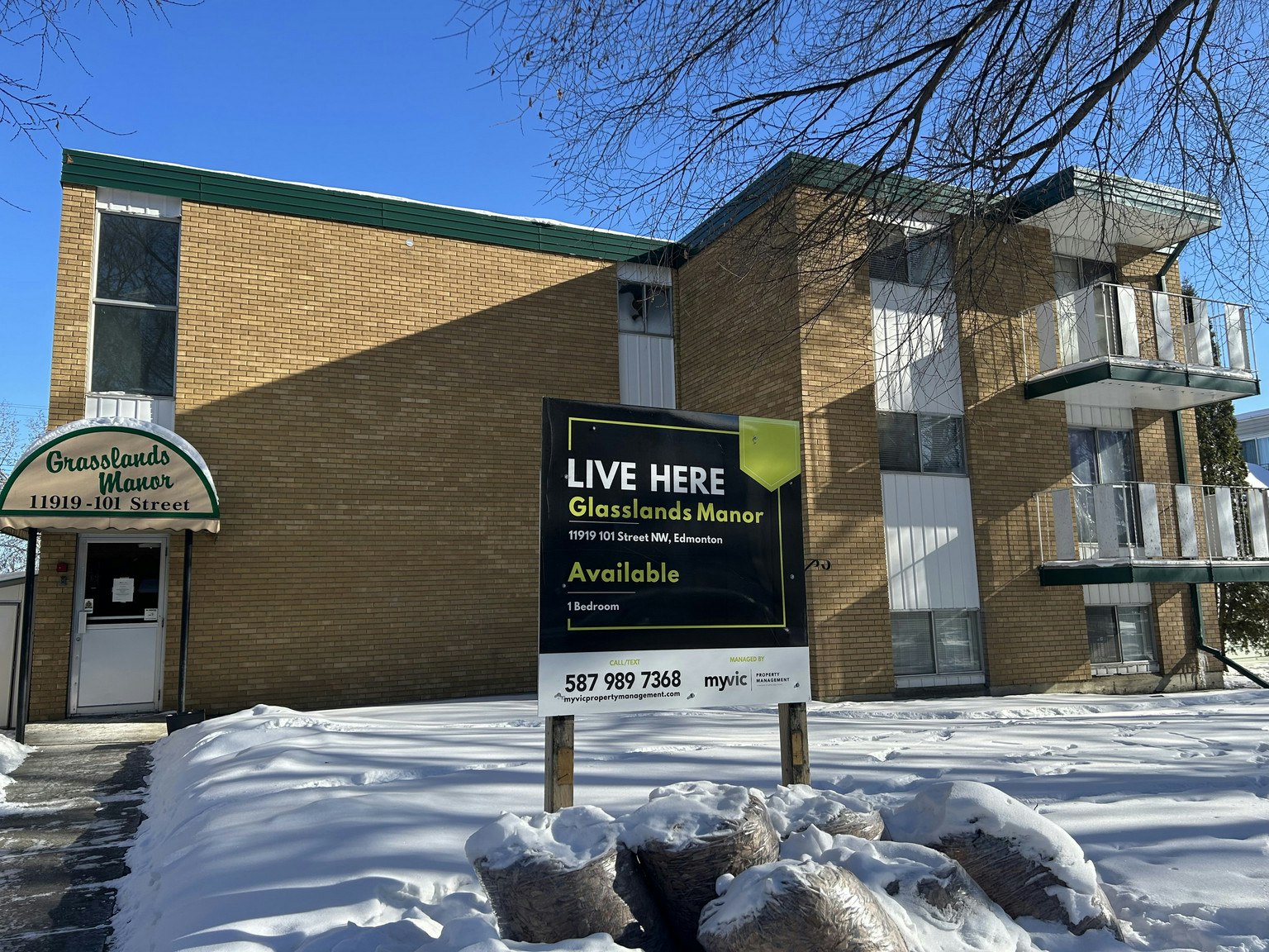11919 101 Street Northwest, Edmonton, AB, T5G 2B8