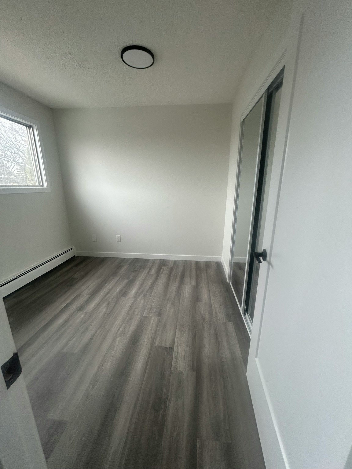 11919 101 Street Northwest, Edmonton, AB, T5G 2B8 - 4