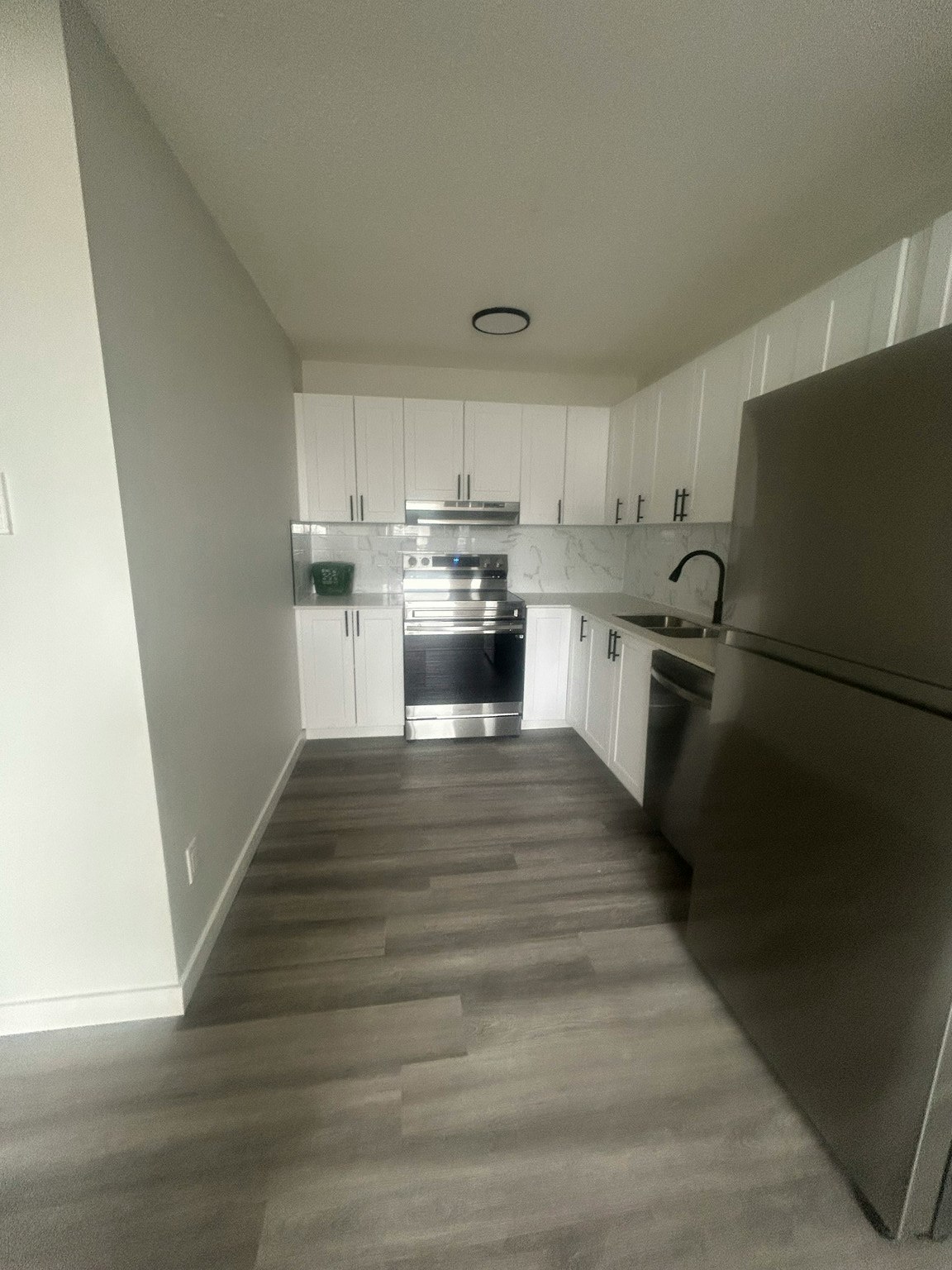 11919 101 Street Northwest, Edmonton, AB, T5G 2B8 - 3