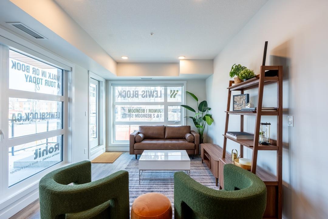 206-8450 106a Avenue Northwest, Edmonton, AB, T5H 1M7 - 11