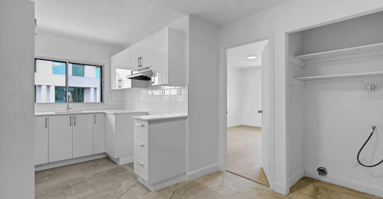 19-7085 Viau Boulevard, Montréal, QC, H1S 2N8