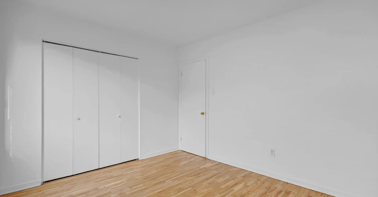 7085 Viau Boulevard, Montréal, QC, H1S 2N8 - 6