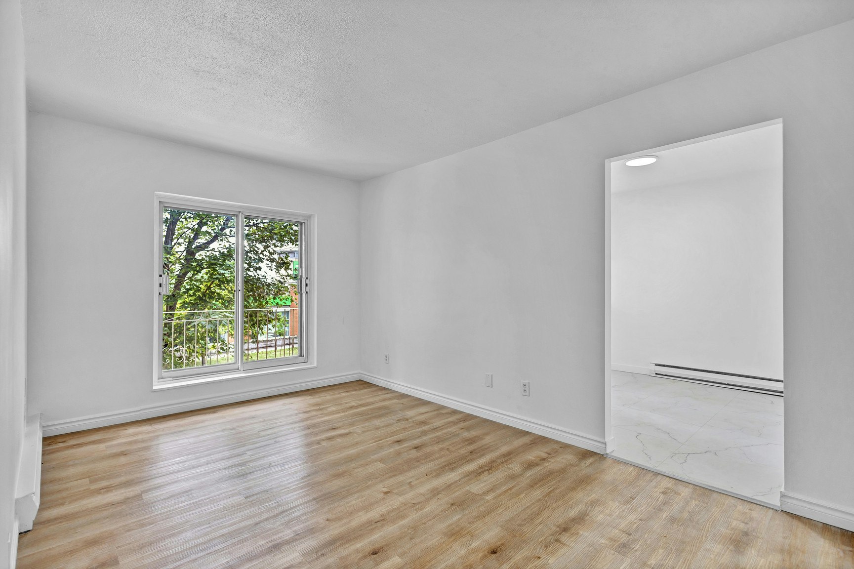14-7085 Viau Boulevard, Montréal, QC, H1S 2N8 - 11