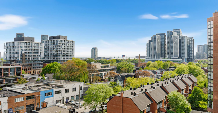 1117-88 Bathurst Street, Toronto, ON, M5V 0W8 - 42