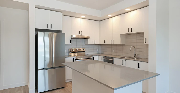 411 Wembley Road, French Creek, BC, V9P 2T8 - 11