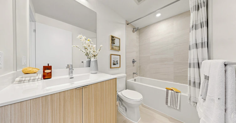 4365 Bloor Street West, Toronto, ON, M9C 0E2 - 14