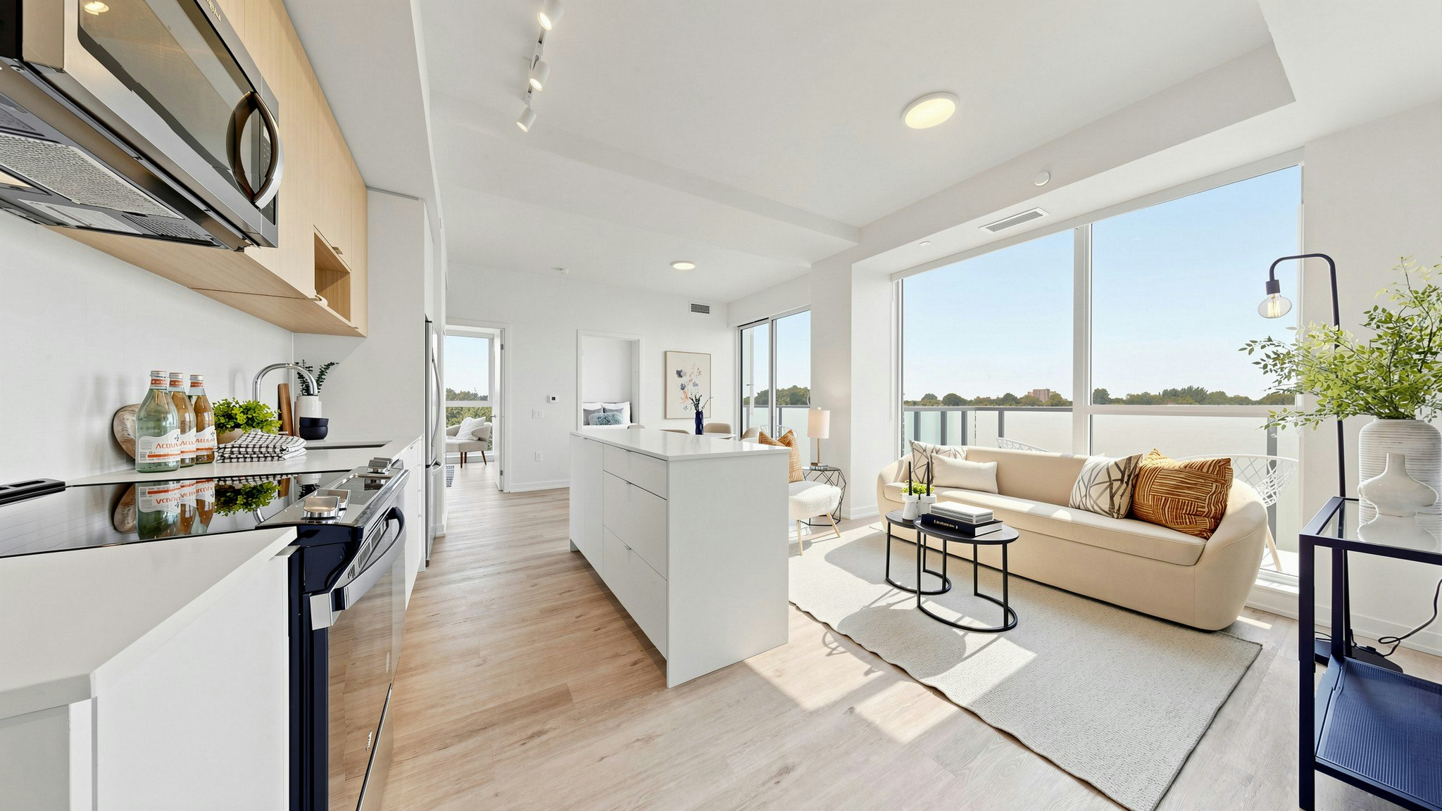 4365 Bloor Street West, Toronto, ON, M9C 0E2 - 2