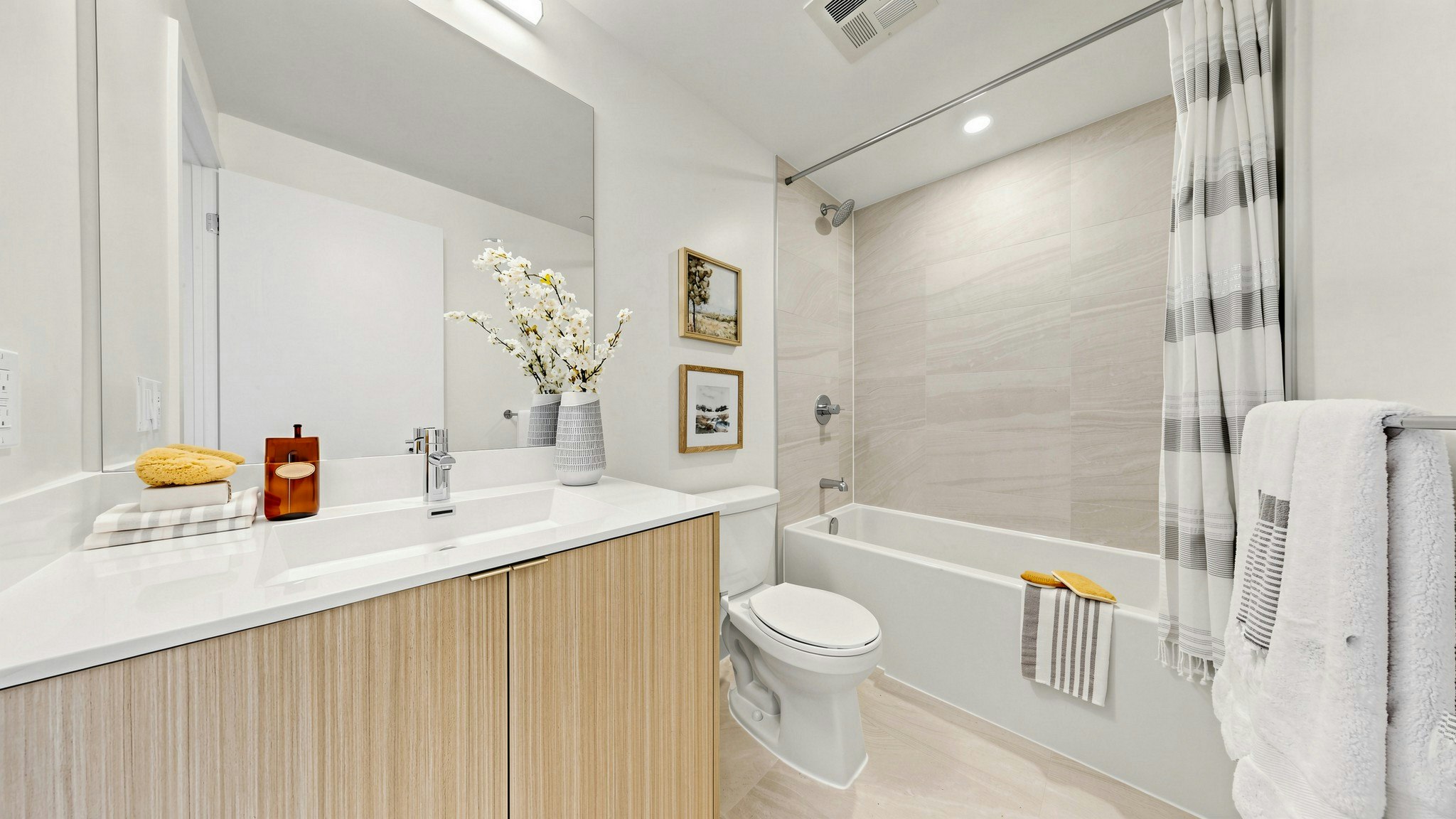 4365 Bloor Street West, Toronto, ON, M9C 0E2 - 14