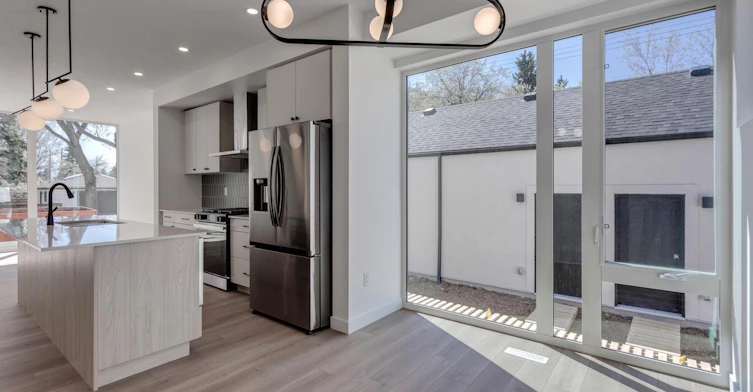 13802 103 Avenue Northwest, Edmonton, AB, T5N 0P3 - 16