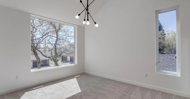 13802 103 Avenue Northwest, Edmonton, AB, T5N 0P3 - 13