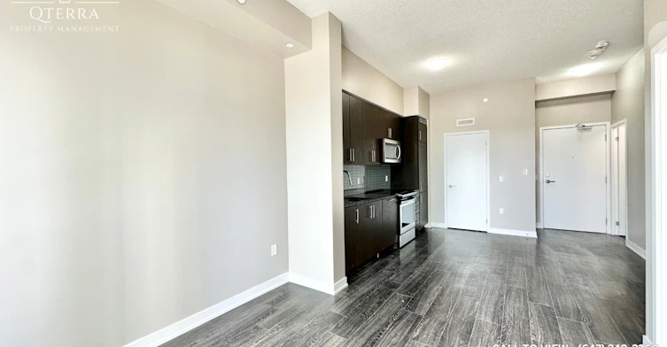 724-4055 Parkside Village Drive, Mississauga, ON, L5B 0K8 - 2