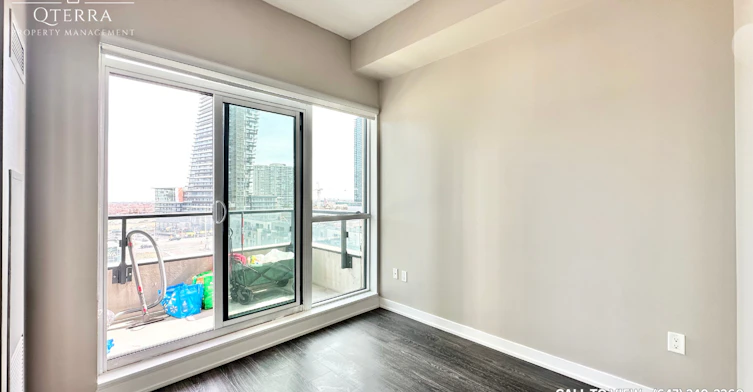 724-4055 Parkside Village Drive, Mississauga, ON, L5B 0K8 - 4
