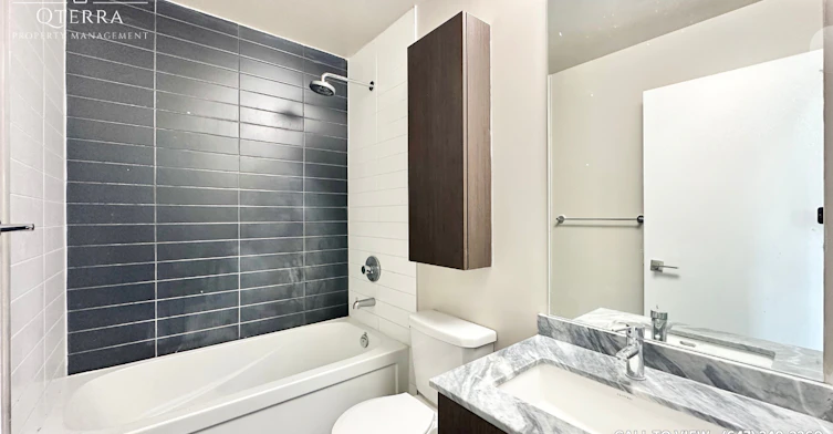 724-4055 Parkside Village Drive, Mississauga, ON, L5B 0K8 - 7