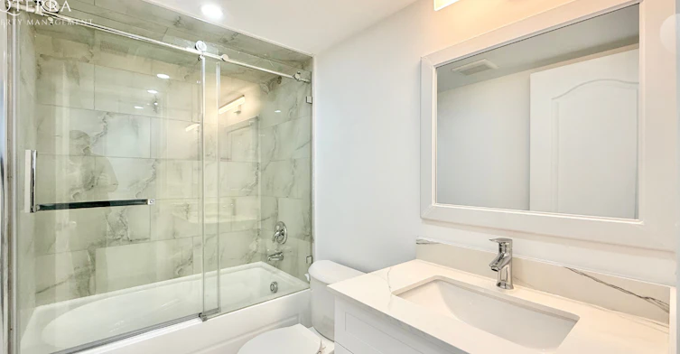 6-173 William Duncan Road, Toronto, ON, M3K 0B7 - 8