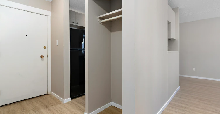 108-11804 49 Street Northwest, Edmonton, AB, T5W 2Z8 - 42