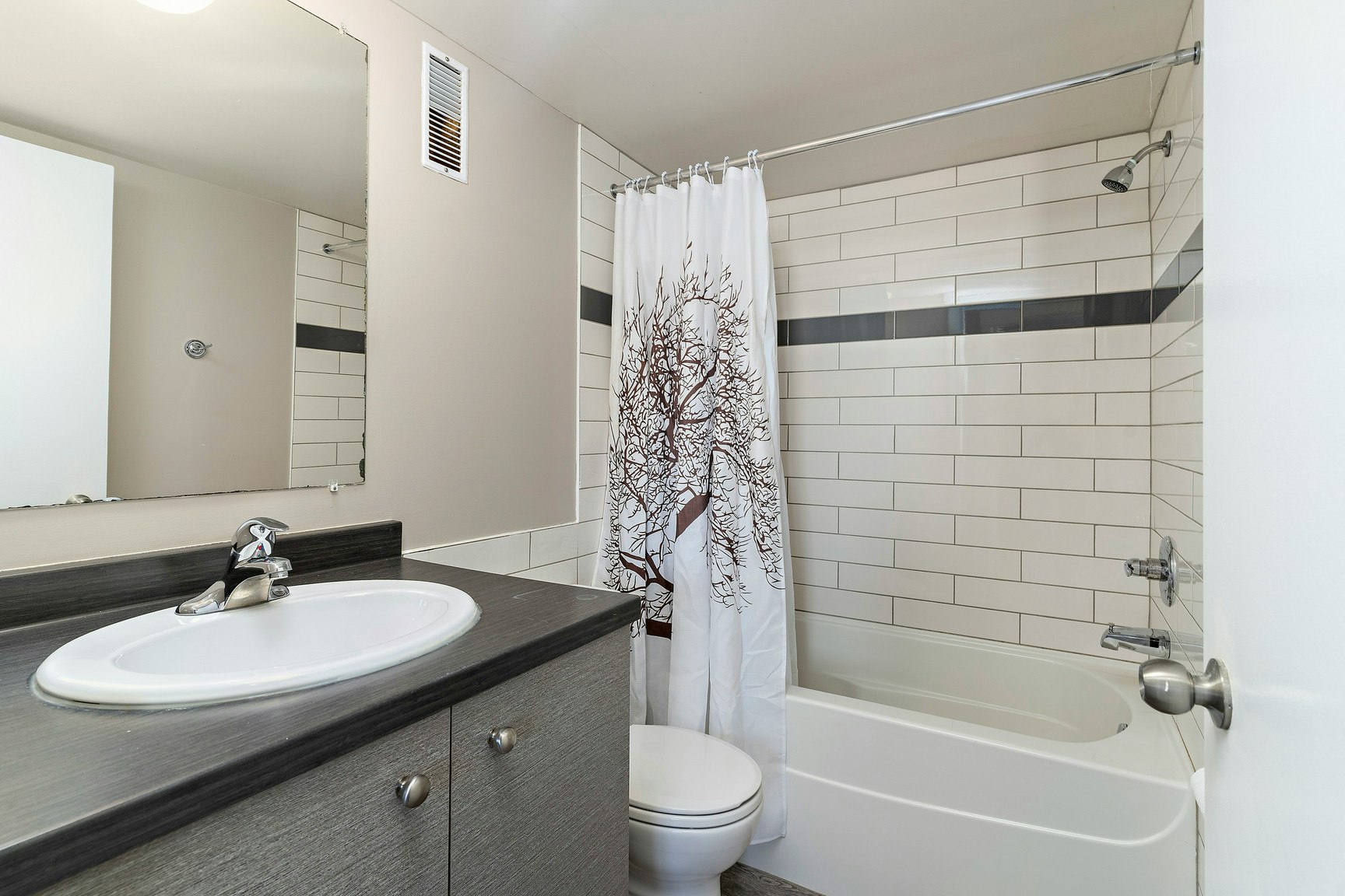 206-11804 49 Street Northwest, Edmonton, AB, T5W 2Z8 - 32