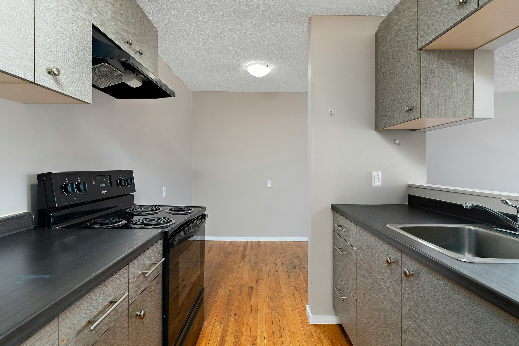 206-11804 49 Street Northwest, Edmonton, AB, T5W 2Z8 - 10