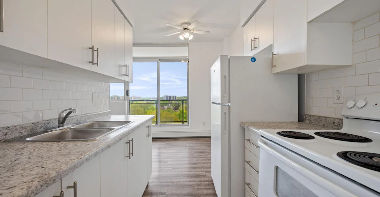 420 Greenhill Avenue, Hamilton, ON, L8K 6E7 - 4