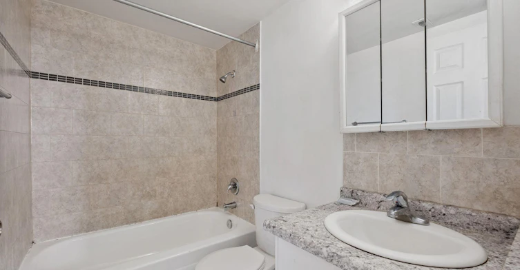420 Greenhill Avenue, Hamilton, ON, L8K 6E7 - 5