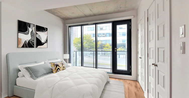 1050 Bd René Lévesque E, Montréal, QC, H2L 2L6 - 6