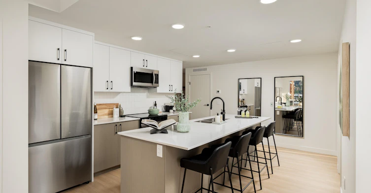 1131 Lawrence Avenue, Kelowna, BC, V1Y 3G8 - 29