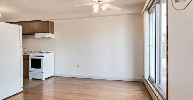102-229 2 Street NE, Medicine Hat, AB, T1A 5L5 - 11