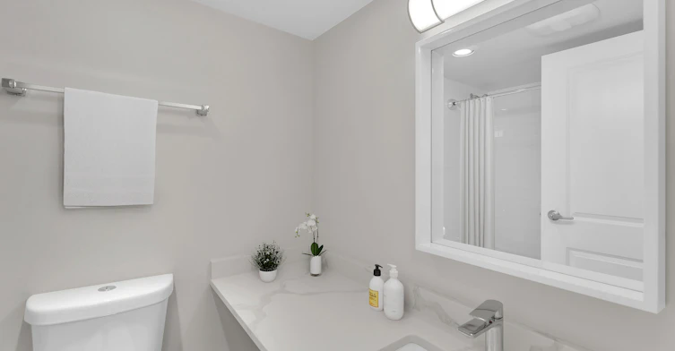 801-1655 Haro Street, Vancouver, BC, V6G 1G9 - 11