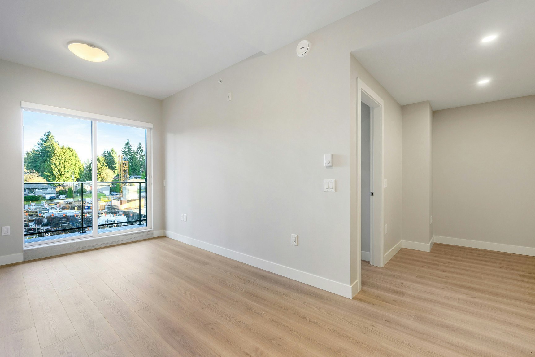 212-641 Claremont Street, Coquitlam, BC, V3J 0N8 - 3