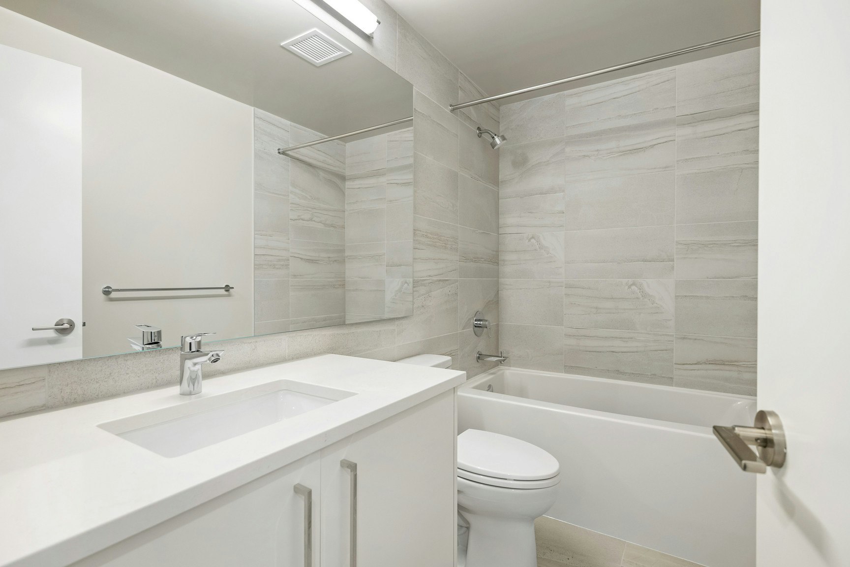 212-641 Claremont Street, Coquitlam, BC, V3J 0N8 - 6