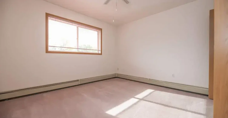 203-1 Street NE, Medicine Hat, AB, T1A 5K4 - 5