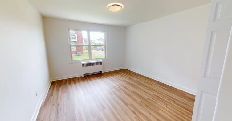 11-390 Irwin Miller, Ottawa, ON, K1L 6V8 - 4