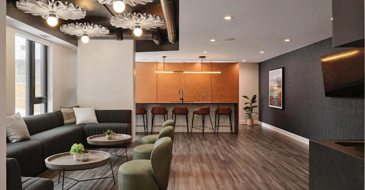 202-1188 Cummings Avenue, Ottawa, ON, K1J 7R8 - 2