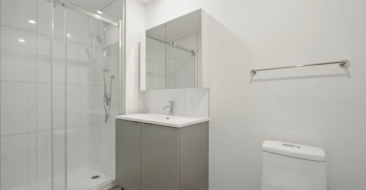 5200 De La Savane Rue, Montréal, QC, H4P 1V4 - 8