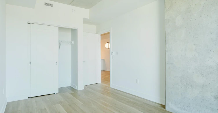 5200 De La Savane Rue, Montréal, QC, H4P 1V4 - 9