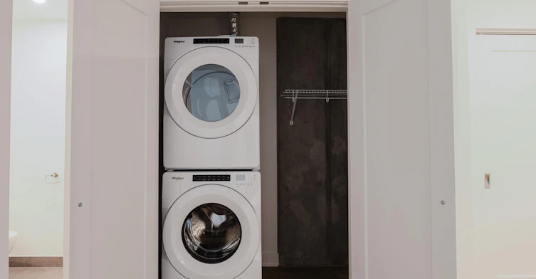 5200 De La Savane Rue, Montréal, QC, H4P 1V4 - 11