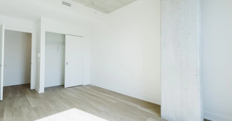 5200 De La Savane Rue, Montréal, QC, H4P 1V4 - 10
