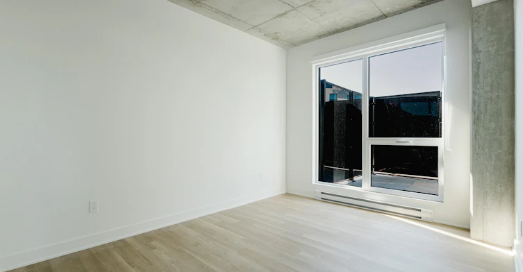 5200 De La Savane Rue, Montréal, QC, H4P 1V4 - 4