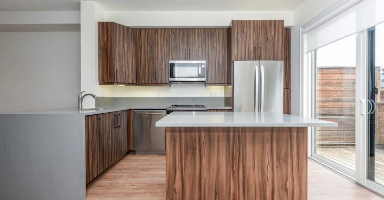 D38-1145 Ossington Avenue, Toronto, ON, M6G 0A3 - 16
