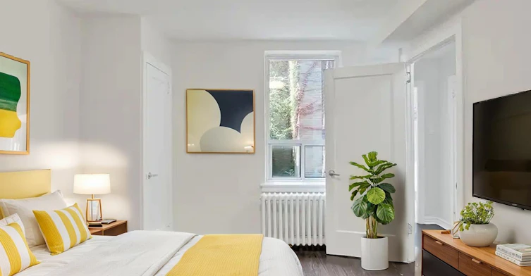 0040-166 Eastbourne Avenue, Toronto, ON, M5P 2G6 - 8