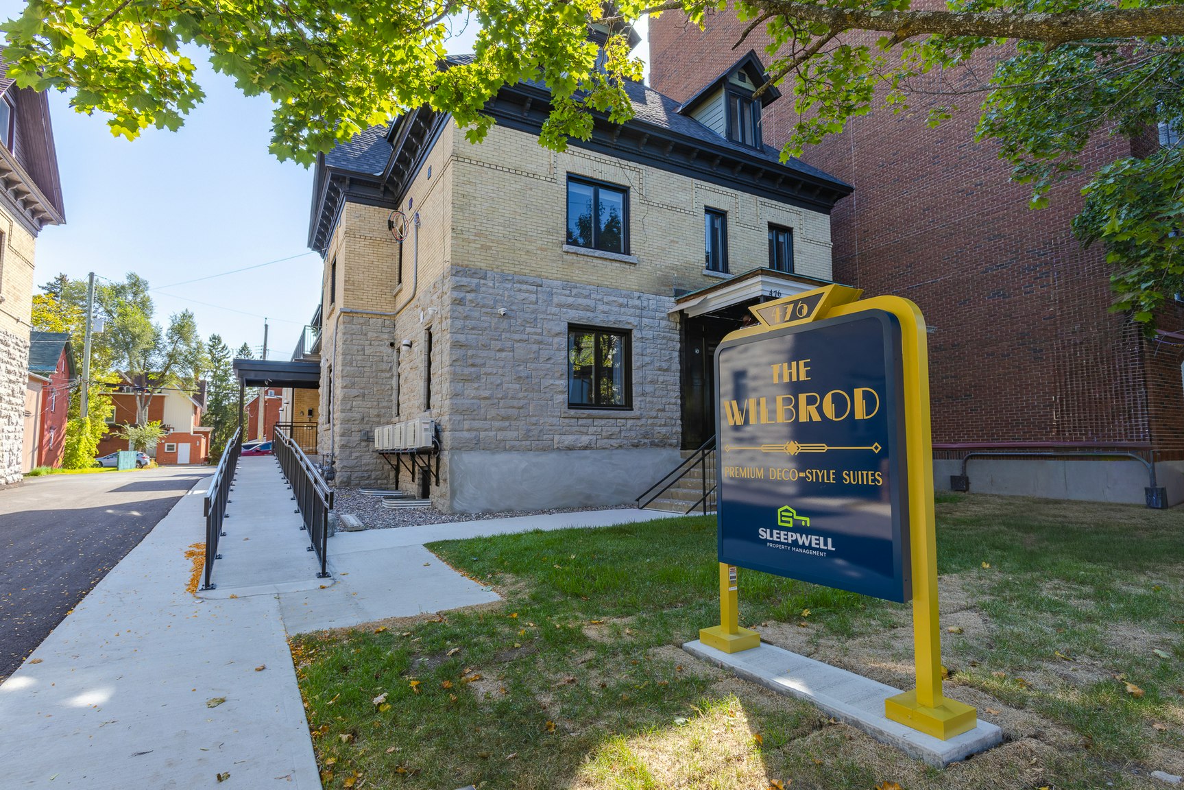303-476 Rue Wilbrod Street, Ottawa, ON, K1N 6M8