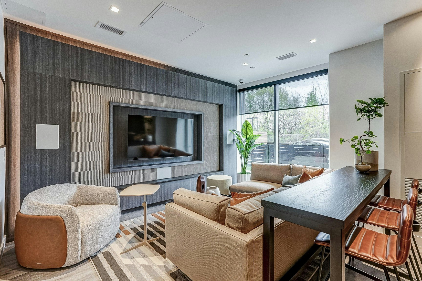 610 Martin Grove Rd, Toronto, ON, M9R 0A4 - 24