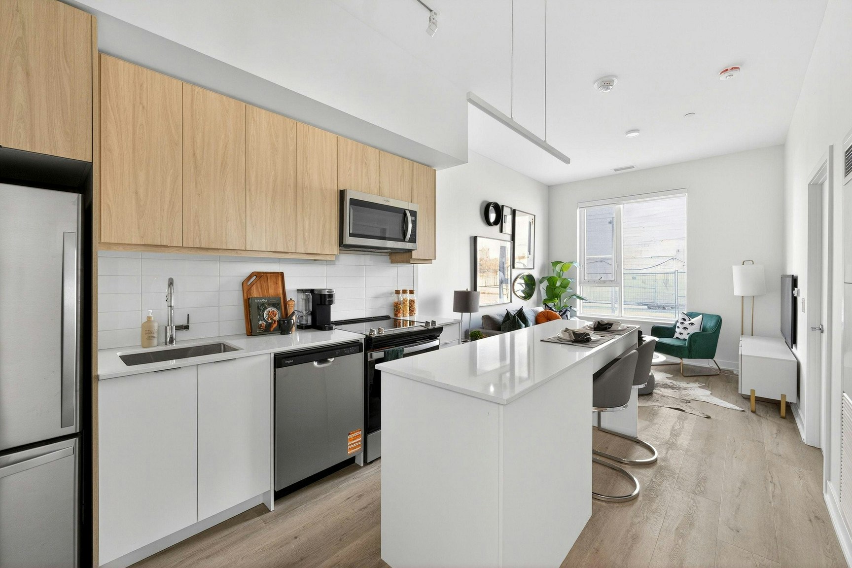 610 Martin Grove Rd, Toronto, ON, M9R 0A4 - 5