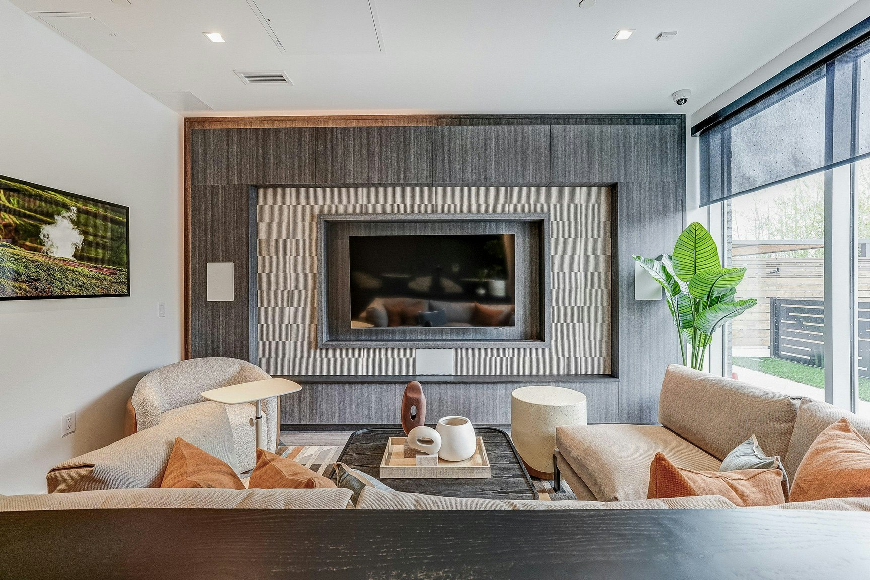 610 Martin Grove Rd, Toronto, ON, M9R 0A4 - 25