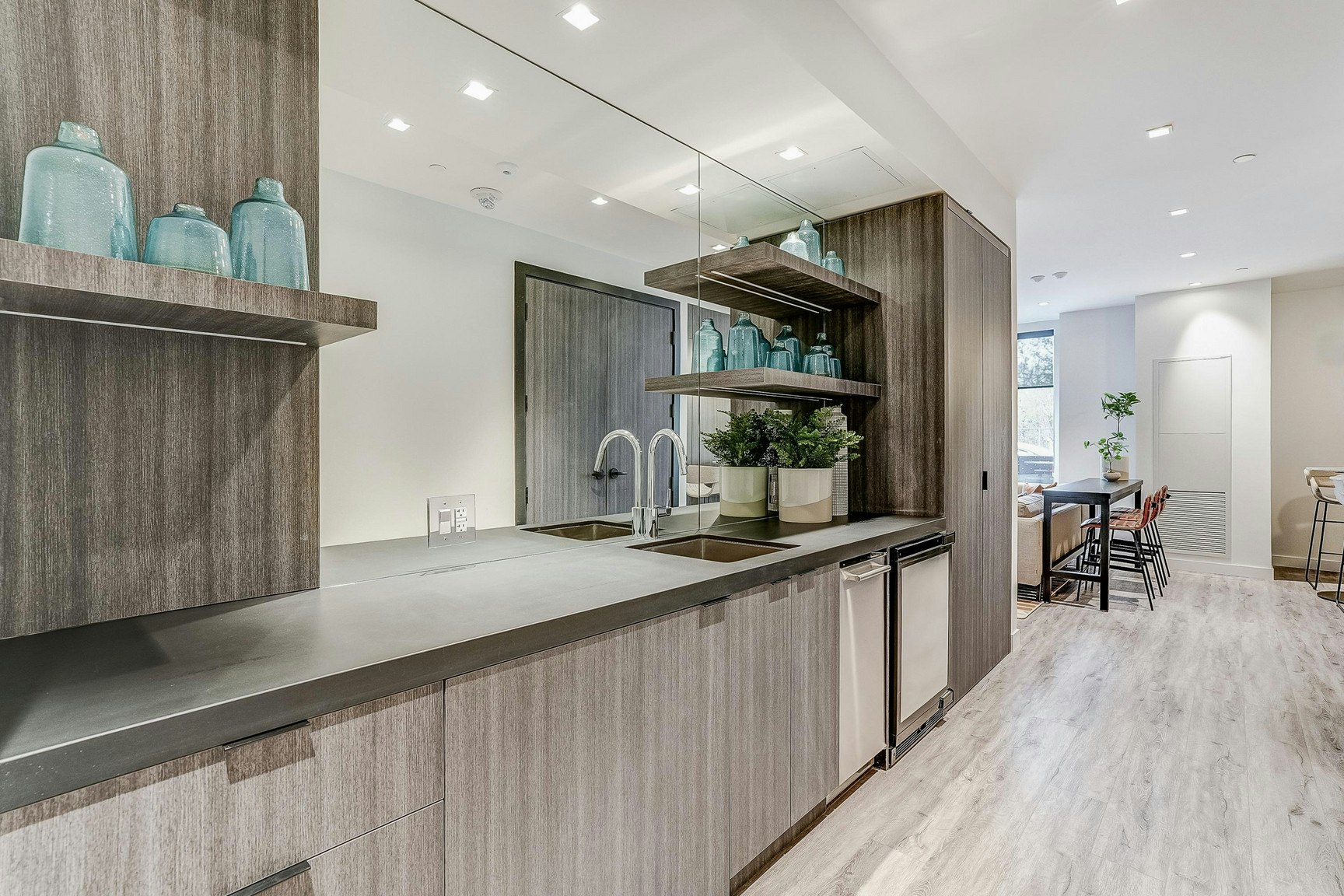 610 Martin Grove Rd, Toronto, ON, M9R 0A4 - 26