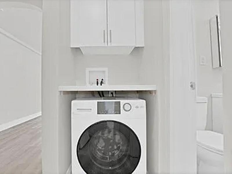 699-403-697 Eglinton Avenue West, Toronto, ON, M5N 1C6 - 9